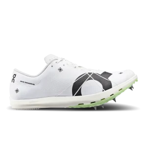 Zapatos de golf On Cloud Undyed White Spike 1500m, un calzado de entrenamiento de golf liviano con suela con clavos y la comodidad de la espuma Helion.