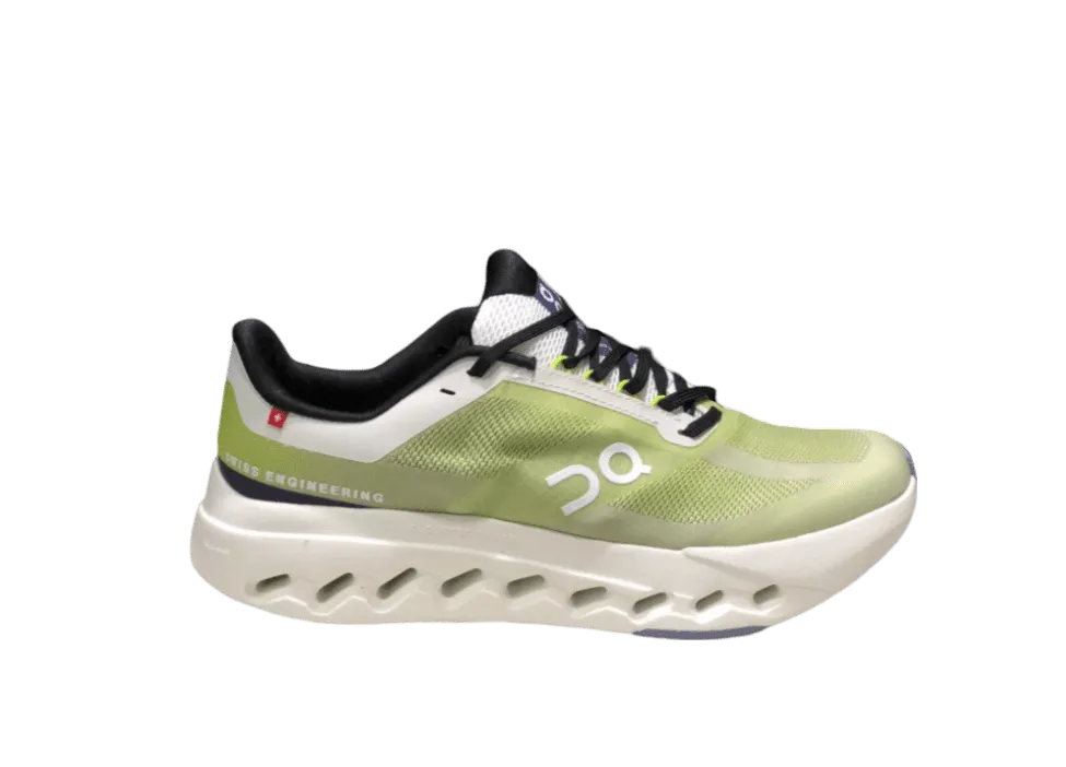 On Cloud Surfer Light Green Los zapatos On Cloud Surfer Ligth Green ofrecen un estilo casual liviano con una parte superior de punto transpirable y una suela cómoda.